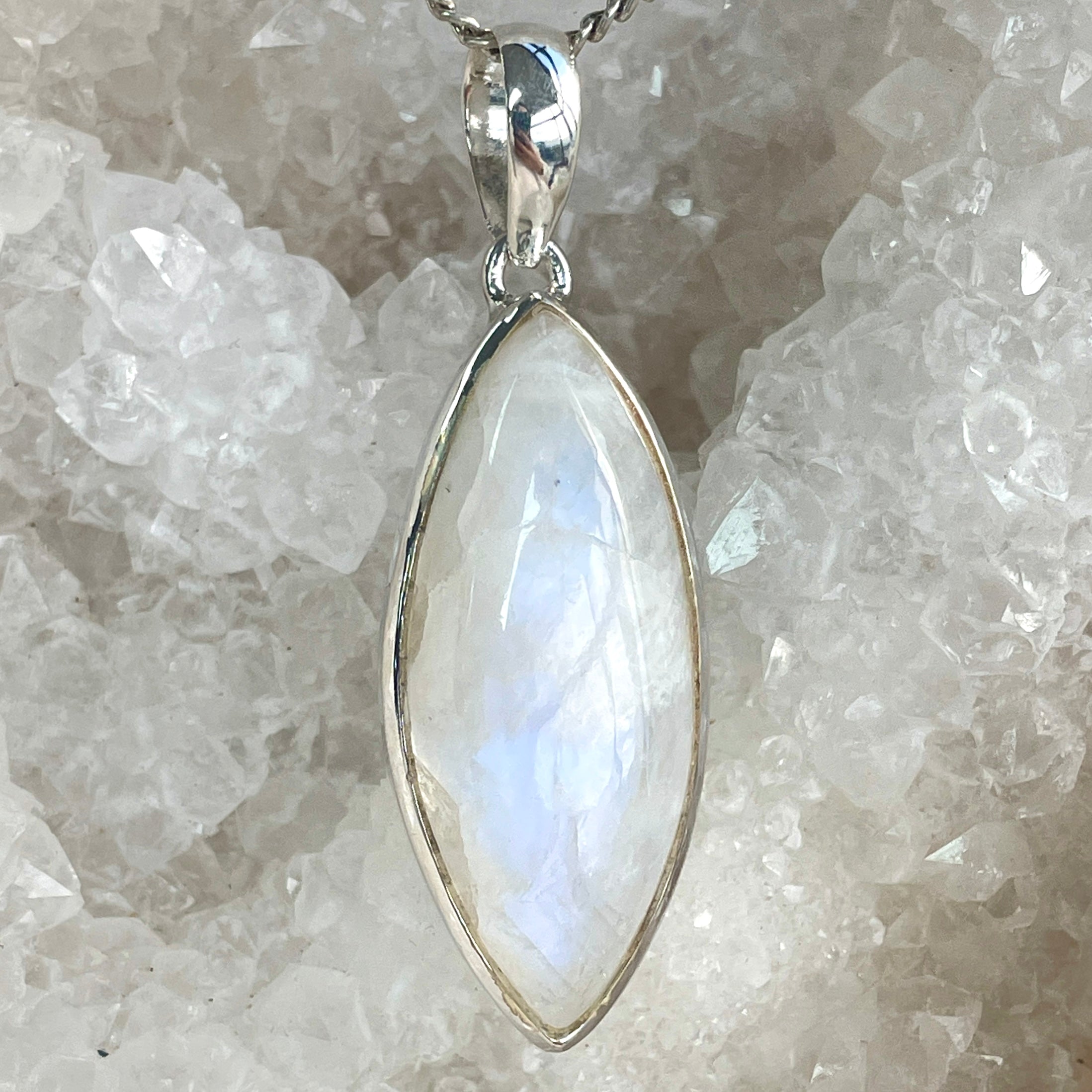 Rainbow Moonstone Pendant Large - SP117 Rainbow Moonstone Pendant Large - SP117